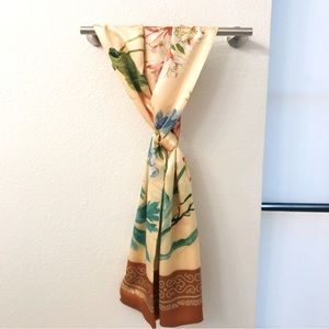100% silk scarf New without tags